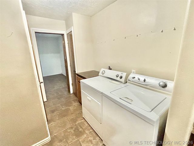 405 NW K Street, Stigler, OK 74462