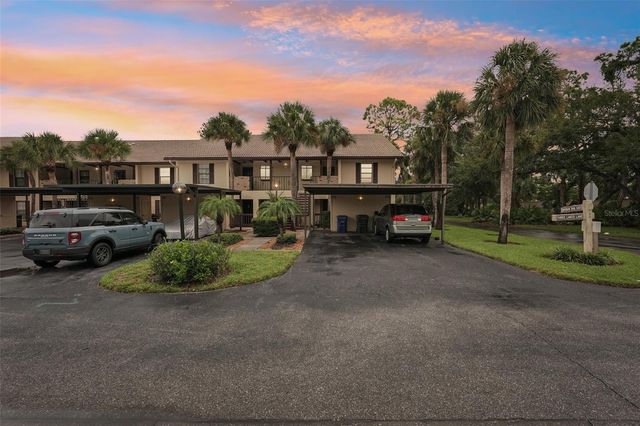 335 THREE LAKES LANE B, Venice, FL 34285