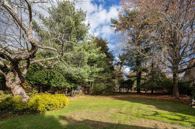 109 Bailey Avenue, Patchogue, NY 11772