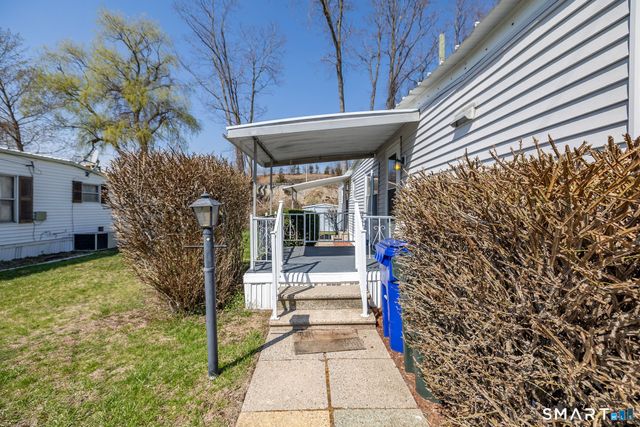 32 Greenlawn Drive, Danbury, CT 06810