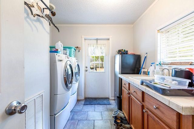 2099 NE 83RD TERRACE, High Springs, FL 32643