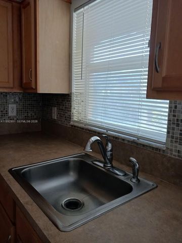 7670 Westwood Dr 703, Tamarac, FL 33321