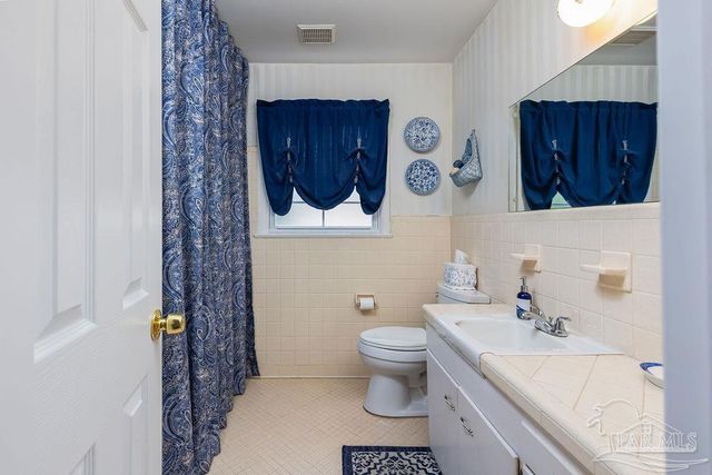 3541 Bonner Rd, Pensacola, FL 32503