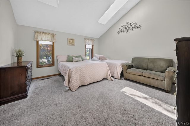 6310 Yulewood Circle, Cicero, NY 13039