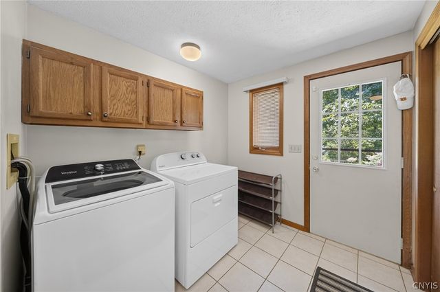 6310 Yulewood Circle, Cicero, NY 13039