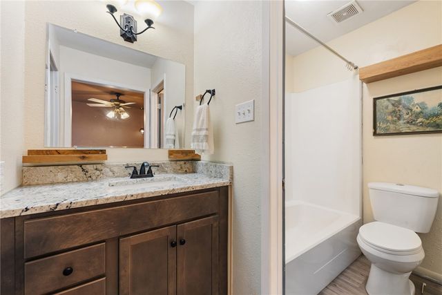 2902 Indiana Avenue, Bryan, TX 77803