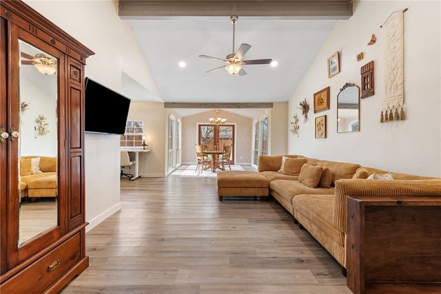 2902 Indiana Avenue, Bryan, TX 77803