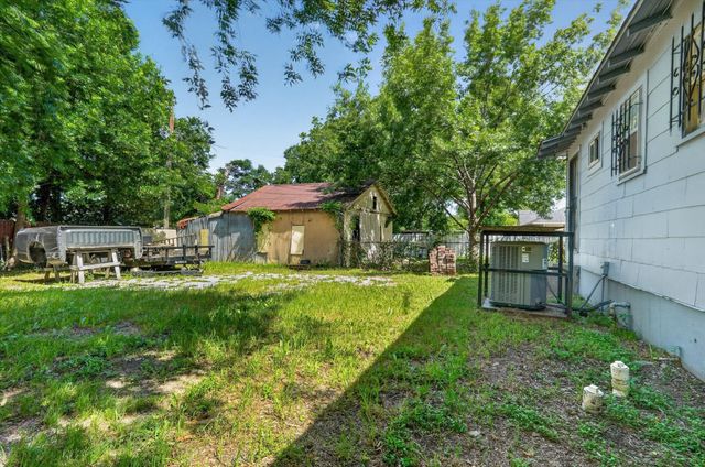 3454 Frazier Avenue, Fort Worth, TX 76110