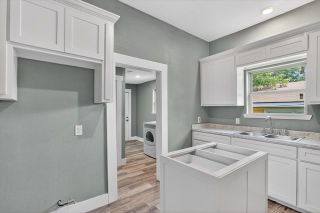 3454 Frazier Avenue, Fort Worth, TX 76110