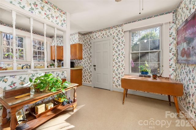 226 School Road, Asheville, NC 28806