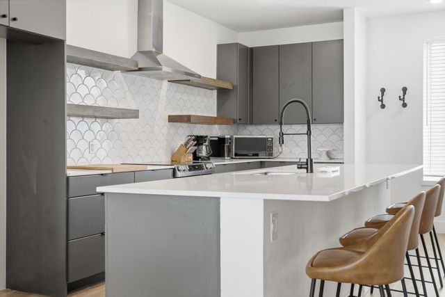 2709 E 5th ST 1306, Austin, TX 78702