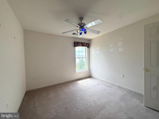 332 RUBENS CIR, Martinsburg, WV 25403