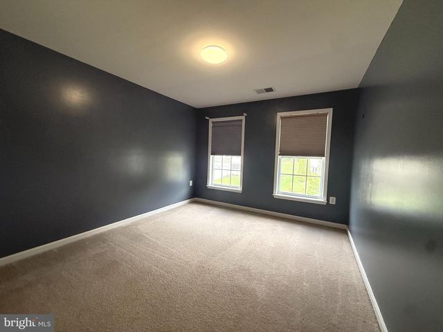 332 RUBENS CIR, Martinsburg, WV 25403