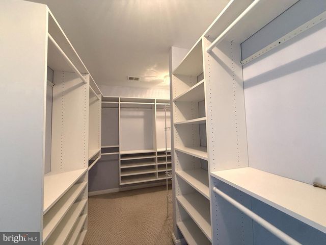 332 RUBENS CIR, Martinsburg, WV 25403