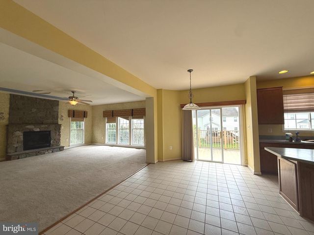 332 RUBENS CIR, Martinsburg, WV 25403