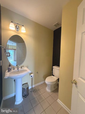 332 RUBENS CIR, Martinsburg, WV 25403