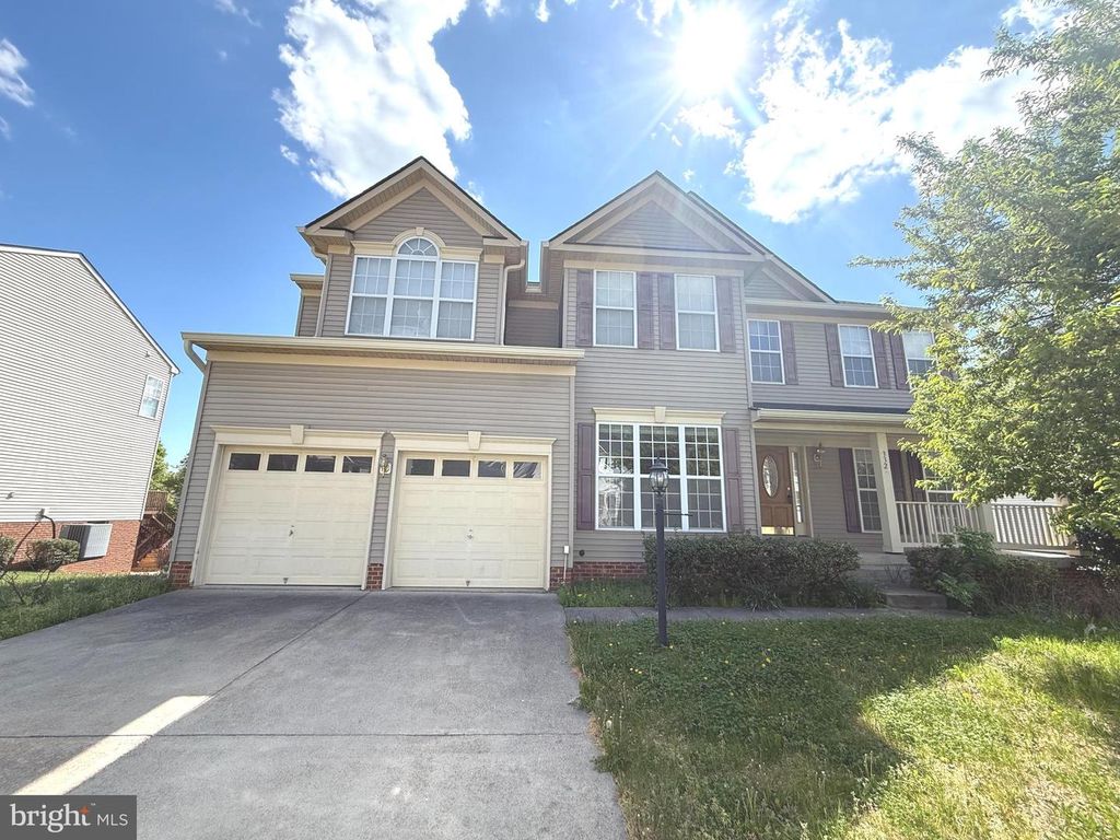 332 RUBENS CIR, Martinsburg, WV 25403