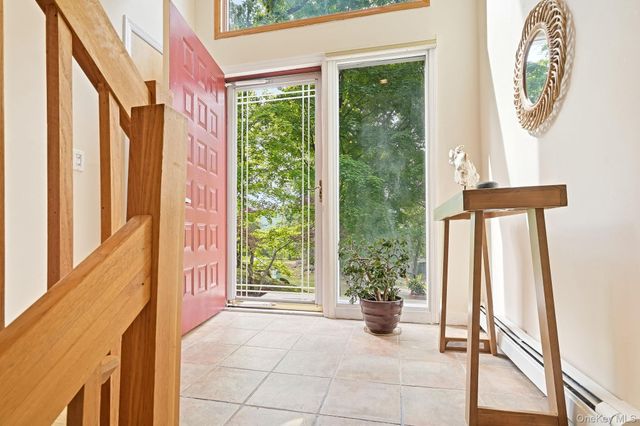 43 Powder Horn Road, Cortlandt Manor, NY 10567