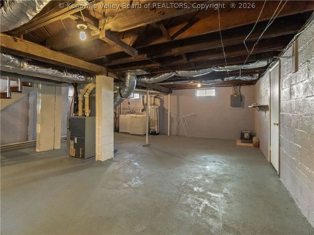 204 Shepherd Avenue, South Charleston, WV 25303
