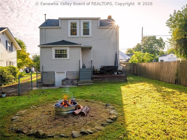 204 Shepherd Avenue, South Charleston, WV 25303