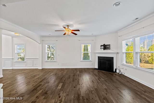 468 Island End Court, Wilmington, NC 28412