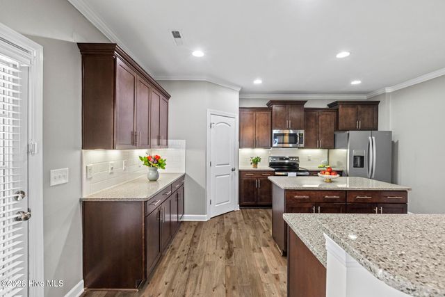 468 Island End Court, Wilmington, NC 28412