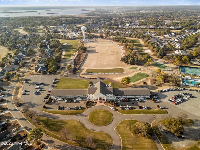 468 Island End Court, Wilmington, NC 28412