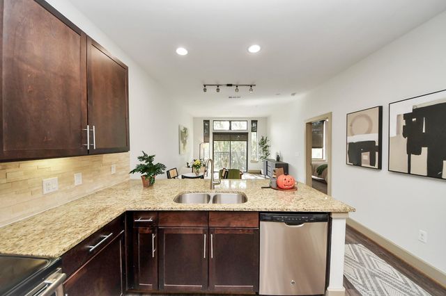 3800 Main Street 2.246, Houston, TX 77002