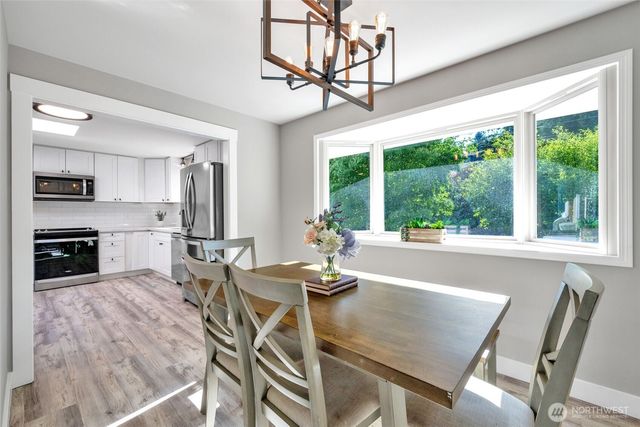 19156 66th Place NE, Kenmore, WA 98028