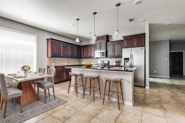 1733 Kachina Lodge Road, Fort Worth, TX 76131