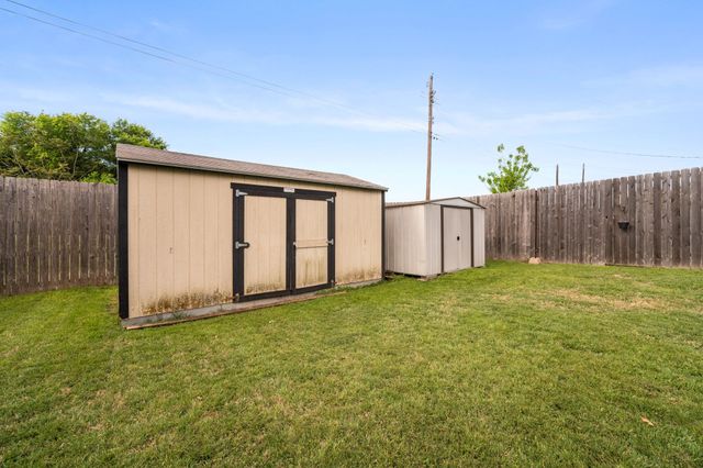 112 Charles Street, Desoto, TX 75115