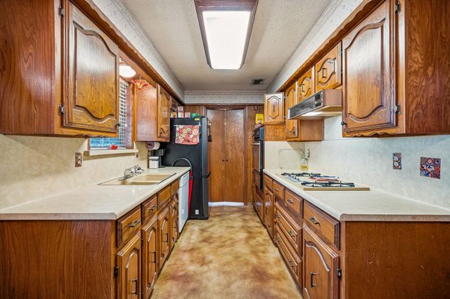 112 Charles Street, Desoto, TX 75115