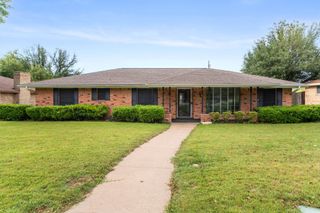 112 Charles Street, Desoto, TX 75115