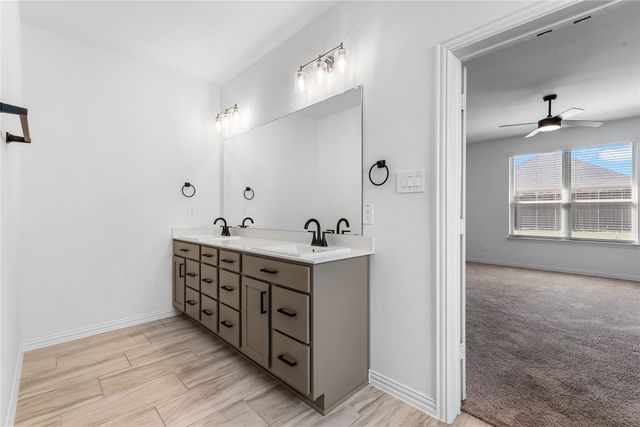 1227 Stockton Trail, Red Oak, TX 75154