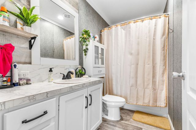 1255 Raintree Lakes Circle, Big Sandy, TX 75755