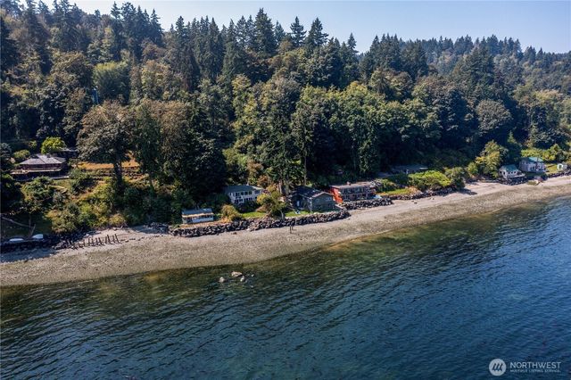 14024 Glen Acres Road SW, Vashon, WA 98070