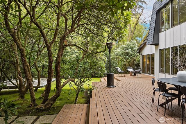 10020 NE 27th Street, Bellevue, WA 98004