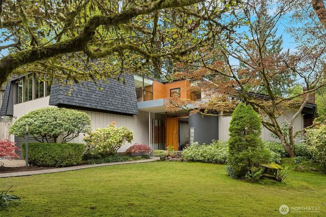 10020 NE 27th Street, Bellevue, WA 98004