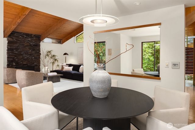 10020 NE 27th Street, Bellevue, WA 98004