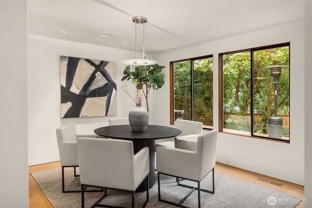 10020 NE 27th Street, Bellevue, WA 98004