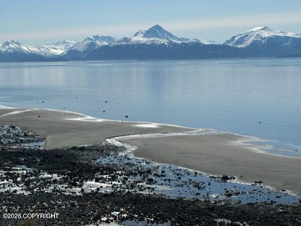 1429 Sterling Highway, Homer, AK 99603