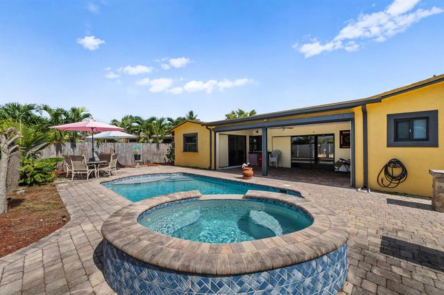 7970 NW 1ST Court, Margate, FL 33063