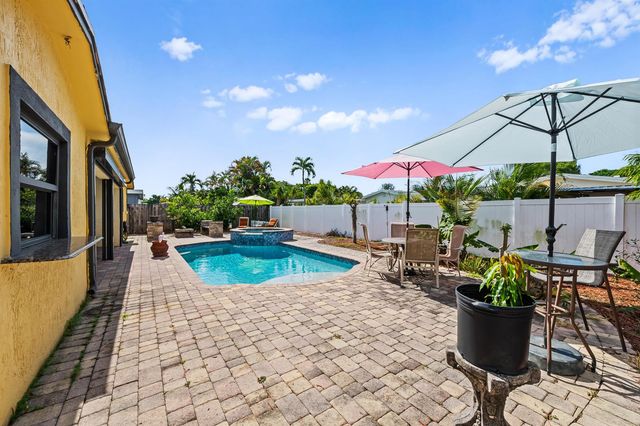 7970 NW 1ST Court, Margate, FL 33063