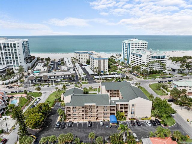 845 BENJAMIN FRANKLIN DRIVE 402, Sarasota, FL 34236