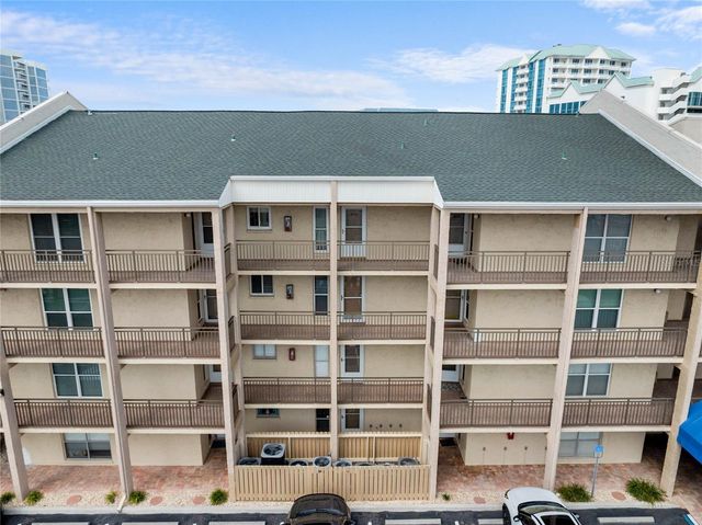 845 BENJAMIN FRANKLIN DRIVE 402, Sarasota, FL 34236