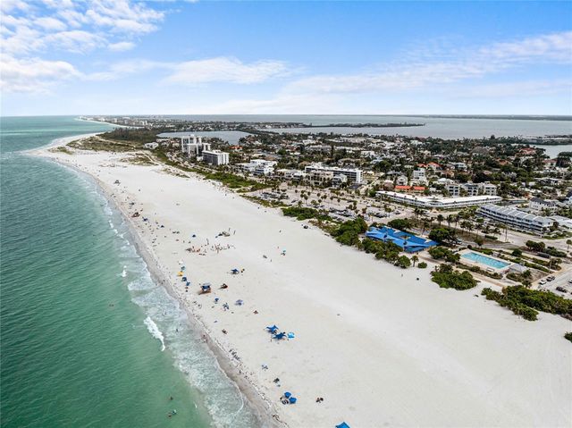 845 BENJAMIN FRANKLIN DRIVE 402, Sarasota, FL 34236