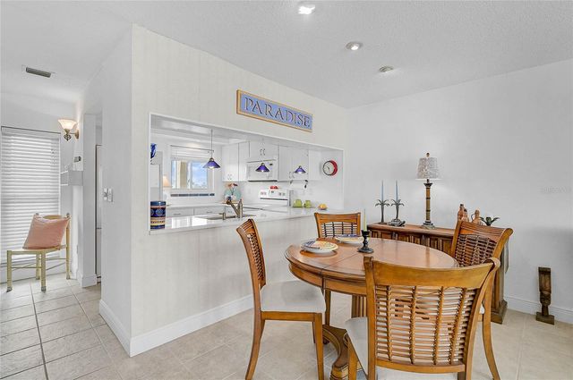 845 BENJAMIN FRANKLIN DRIVE 402, Sarasota, FL 34236