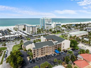 845 BENJAMIN FRANKLIN DRIVE 402, Sarasota, FL 34236