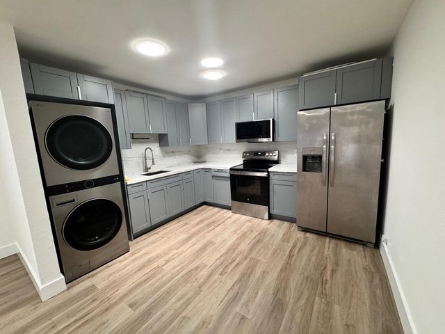 1101 S Seacrest Boulevard, Boynton Beach, FL 33435