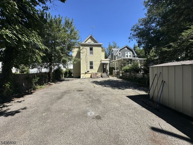 84 Arnold Ter, South Orange Village Twp., NJ 07079